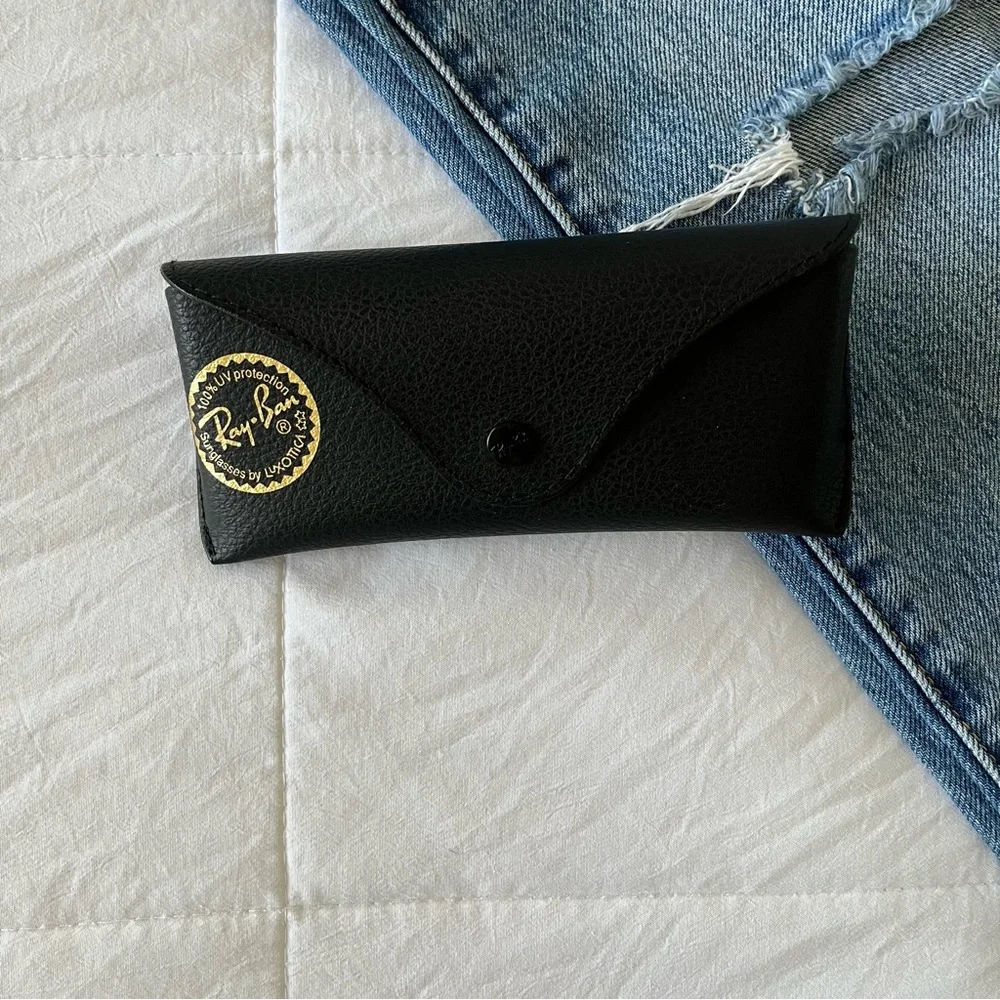 Ray-Ban Sunglasses Case Black Faux Leather Pebbled Softcase Medium‎